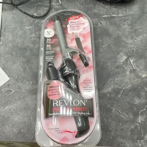 Revlon curling iron tourmaline ceramic 3/4” barrel NWT with cover